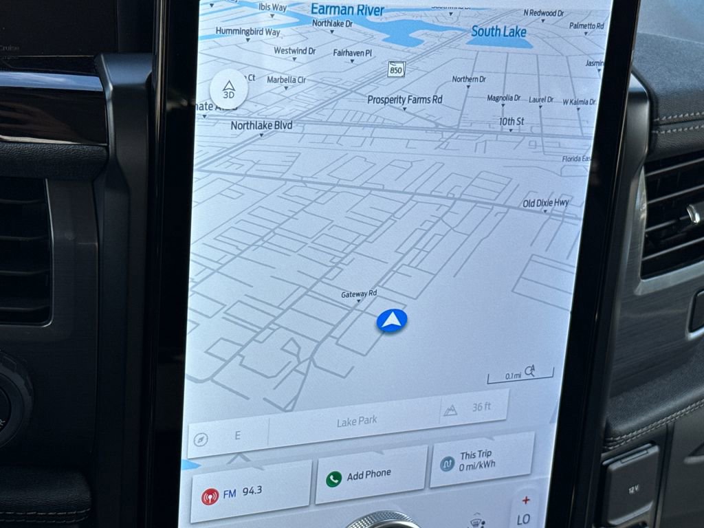 Used 2025 Ford F150 Lightning Flash image 21