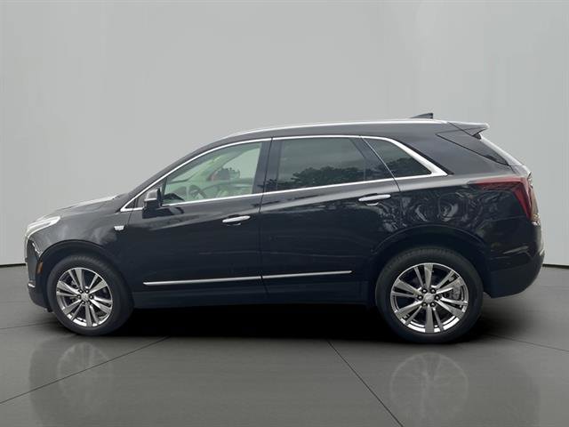 Certified 2023 Cadillac XT5 Premium Luxury w/ Technology Package image 2