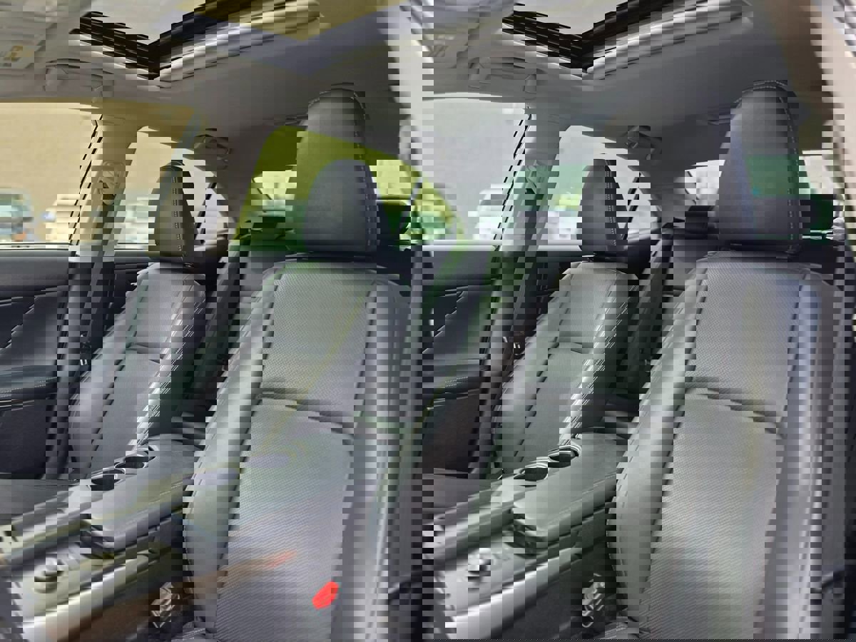 Used 2016 Lexus IS 200t image 15