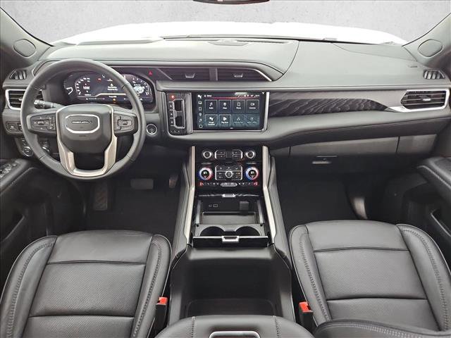 Used 2024 GMC Yukon XL Denali image 19