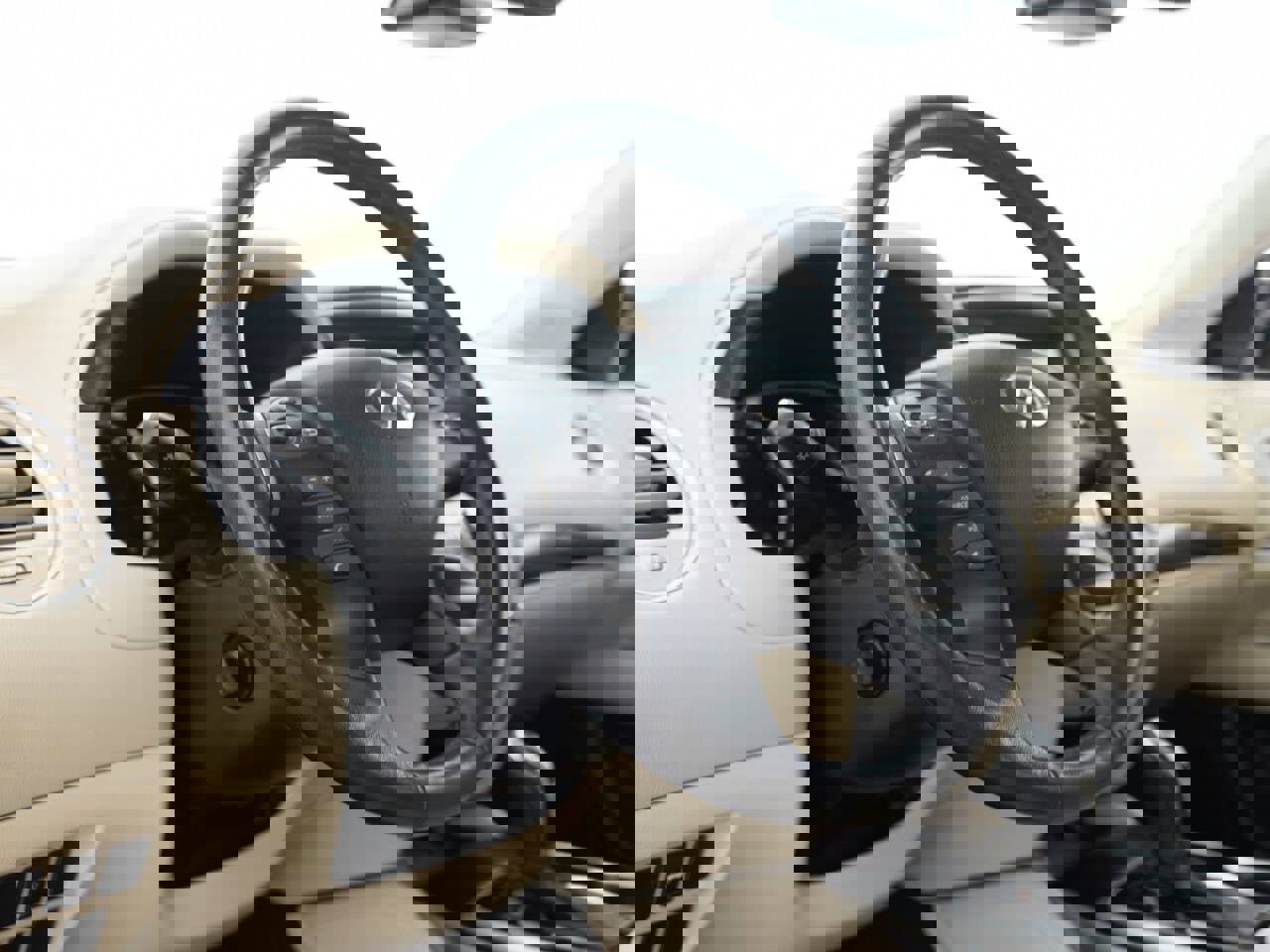 Used 2019 INFINITI QX60 Luxe w/ Essential Package image 23