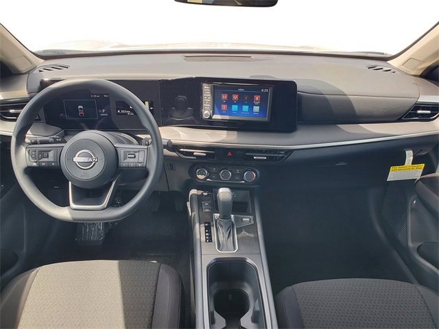 New 2025 Nissan Kicks S image 12