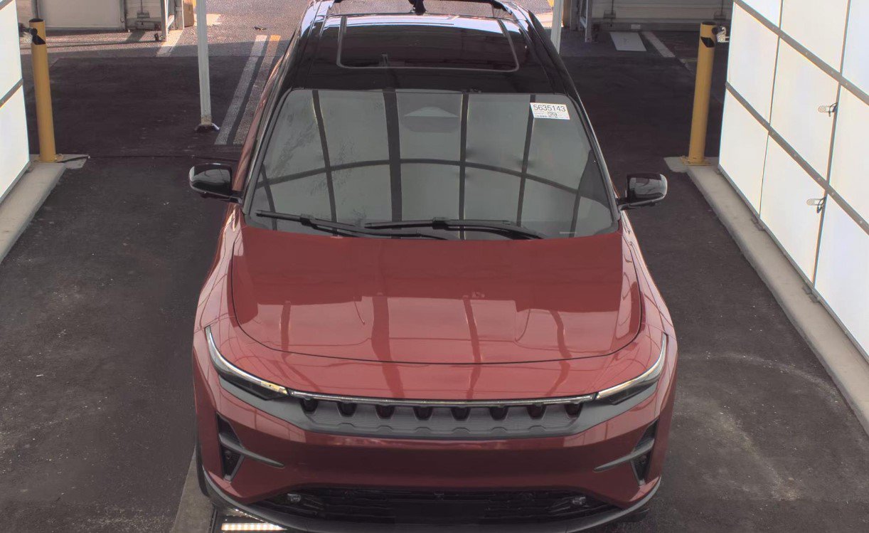 Used 2024 Jeep Wagoneer Launch Edition AWD/4WD image 3