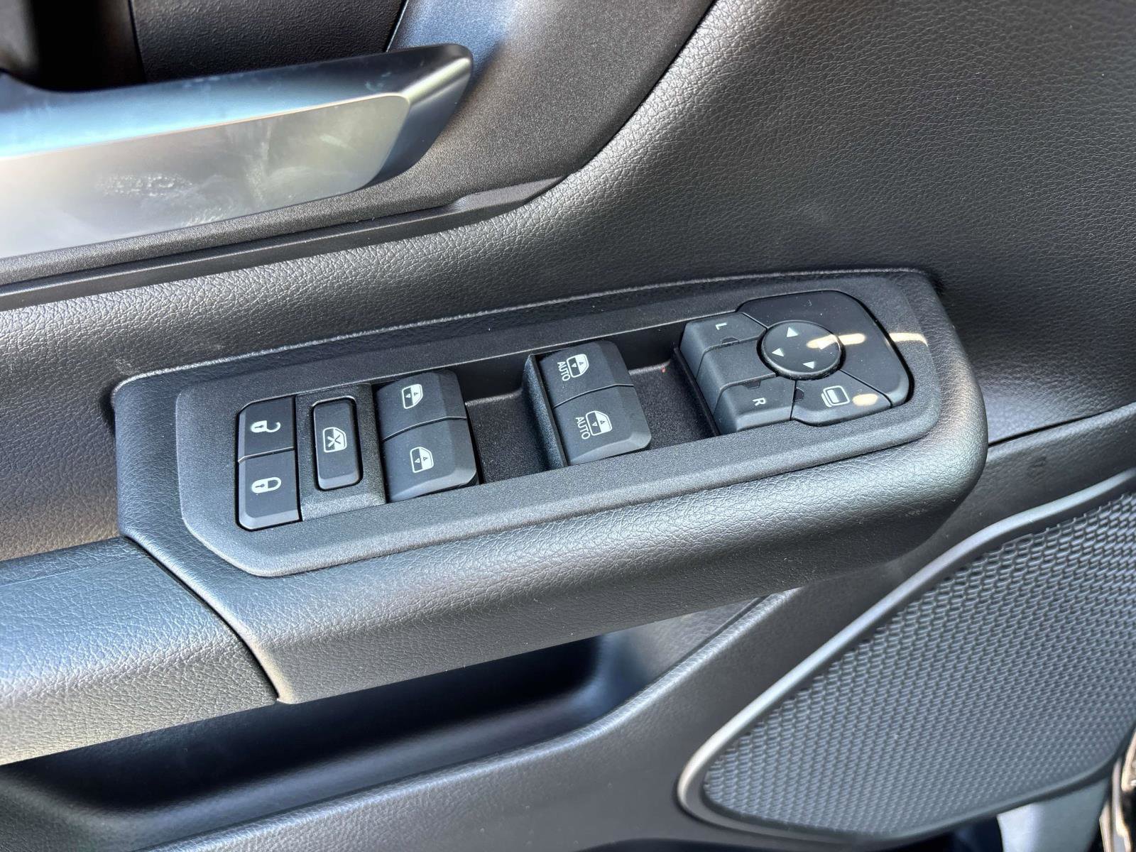 New 2025 RAM 1500 Tradesman w/ Night Edition image 6