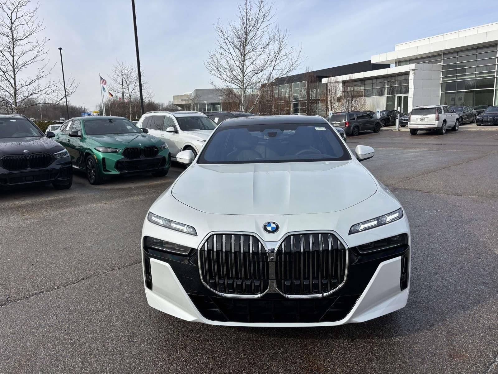 New 2026 BMW 760i xDrive w/ Executive Package AWD/4WD image 2