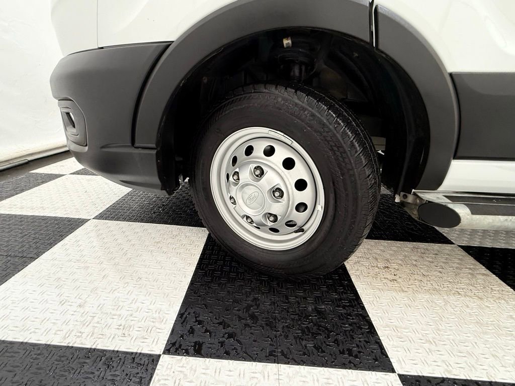 Used 2023 Ford Transit 250 Low Roof AWD w/ Exterior Upgrade Package image 9