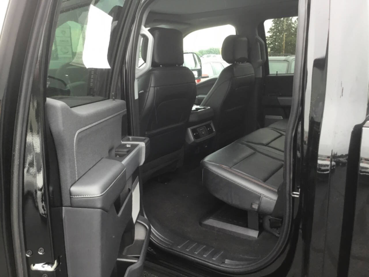 Used 2024 Ford F250 Lariat w/ Lariat Ultimate Package image 20