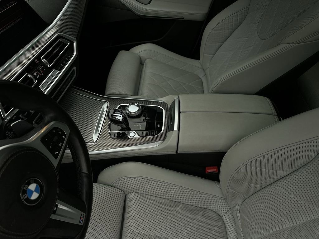 Used 2023 BMW X5 xDrive40i w/ Executive Package image 25