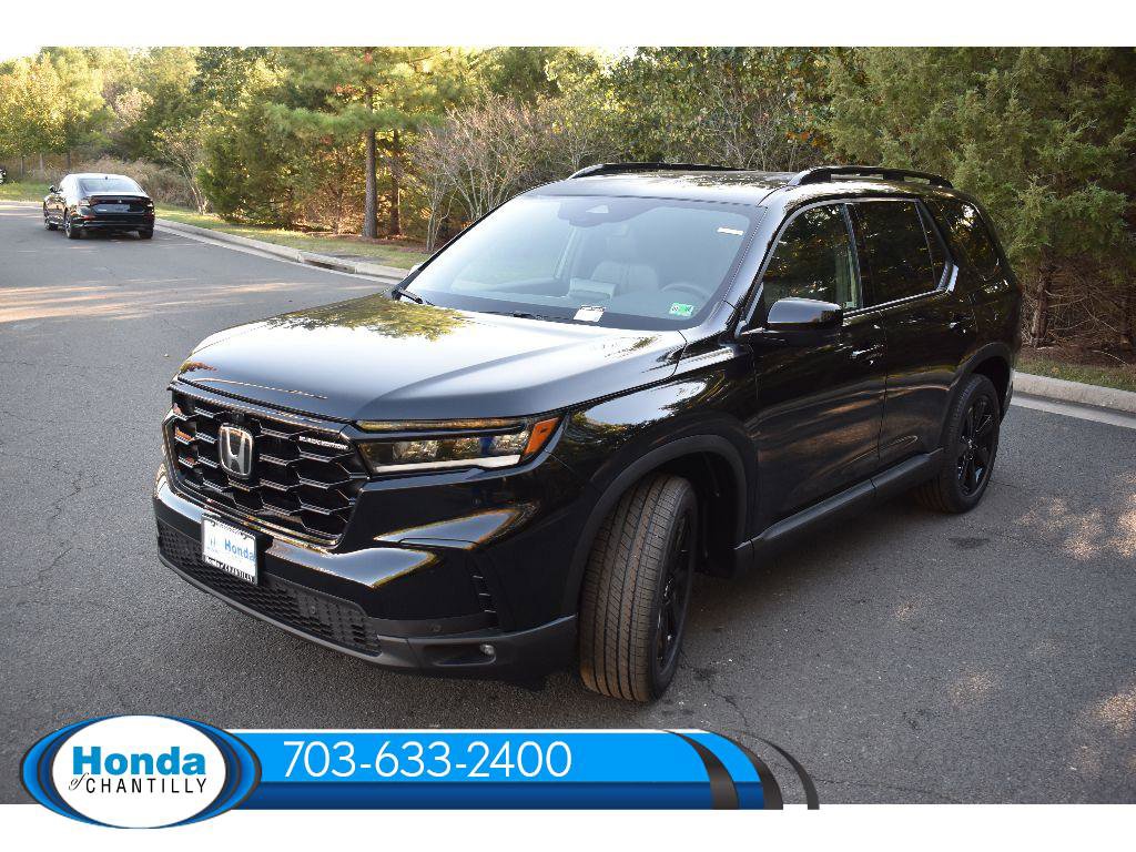 New 2025 Honda Pilot Black Edition image 4