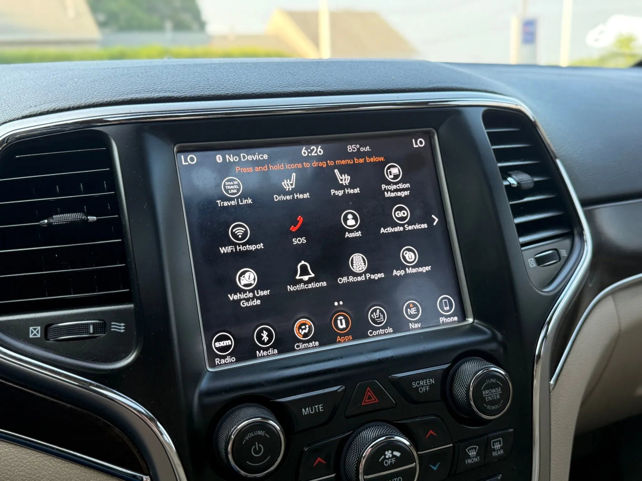 Used 2018 Jeep Grand Cherokee Limited image 29