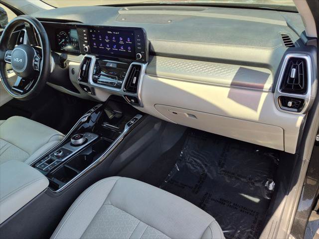 Used 2023 Kia Sorento SX Prestige w/ Panoramic Sunroof Package AWD/4WD image 27