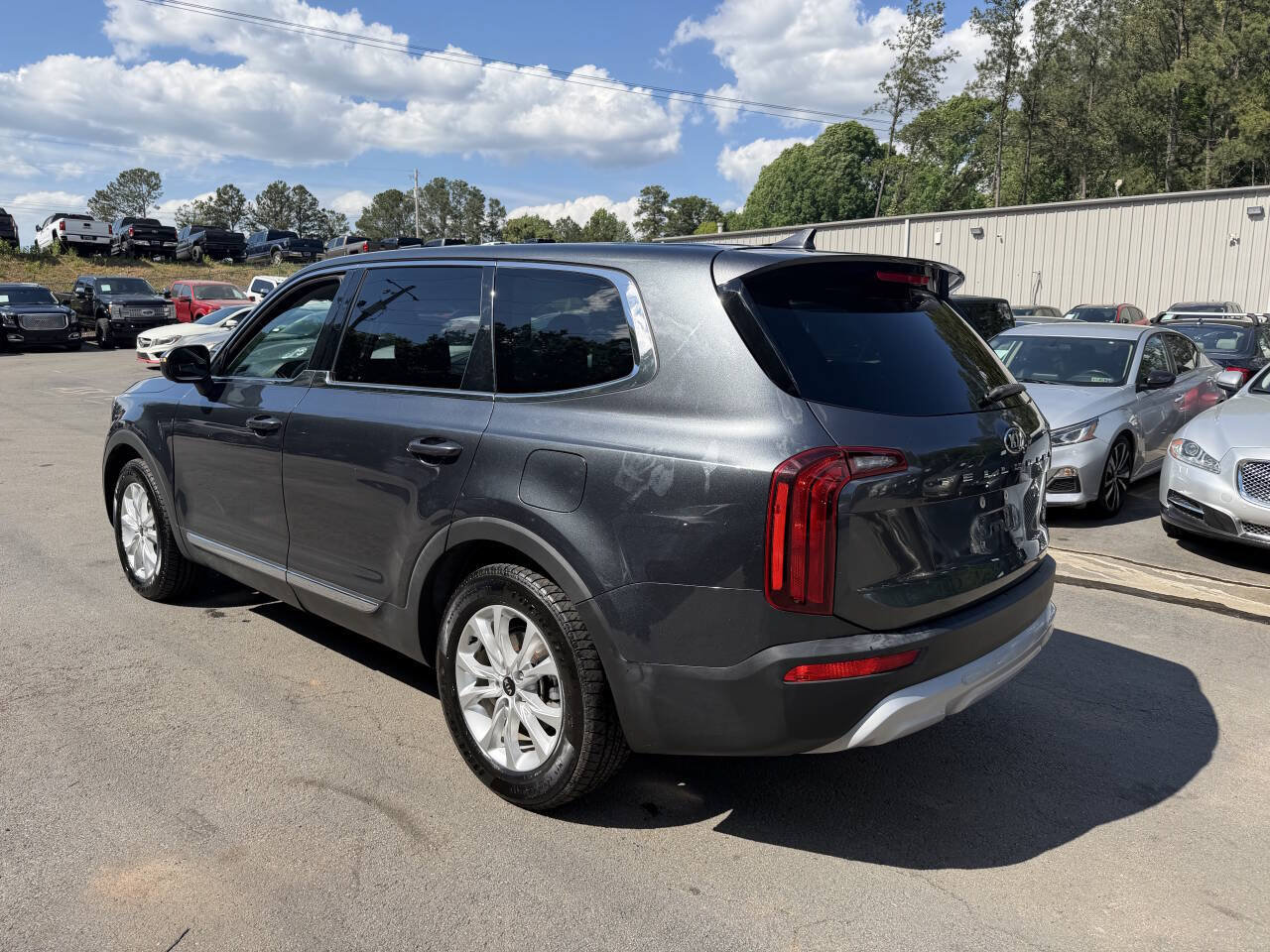 Used 2021 Kia Telluride LX FWD image 8
