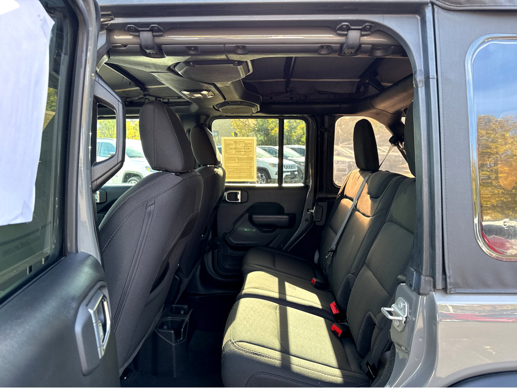 Certified 2022 Jeep Wrangler Unlimited Sport image 10