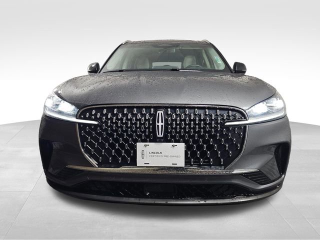 Used 2025 Lincoln Aviator Reserve w/ Equipment Group 201A image 2