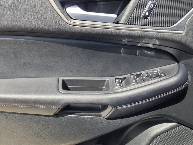 Used 2023 Ford Edge SEL w/ Convenience Package AWD/4WD image 19