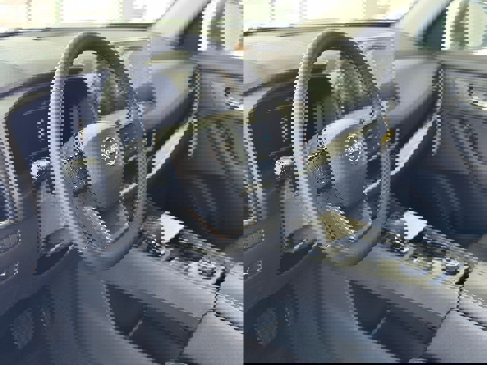 New 2025 Nissan Rogue SL image 16