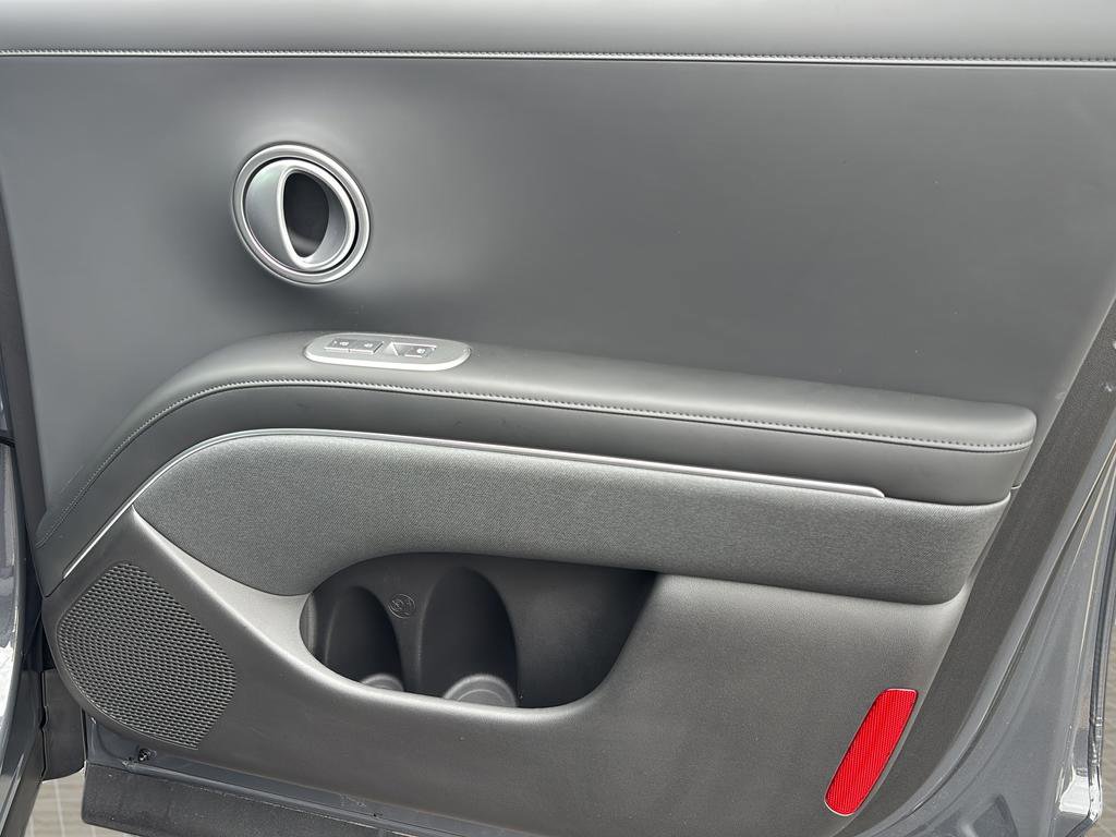 Used 2026 Hyundai Palisade Calligraphy FWD image 32