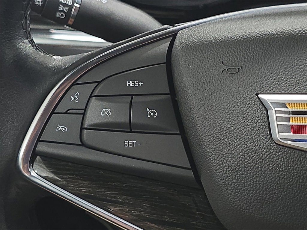 Used 2021 Cadillac XT5 Premium Luxury image 17