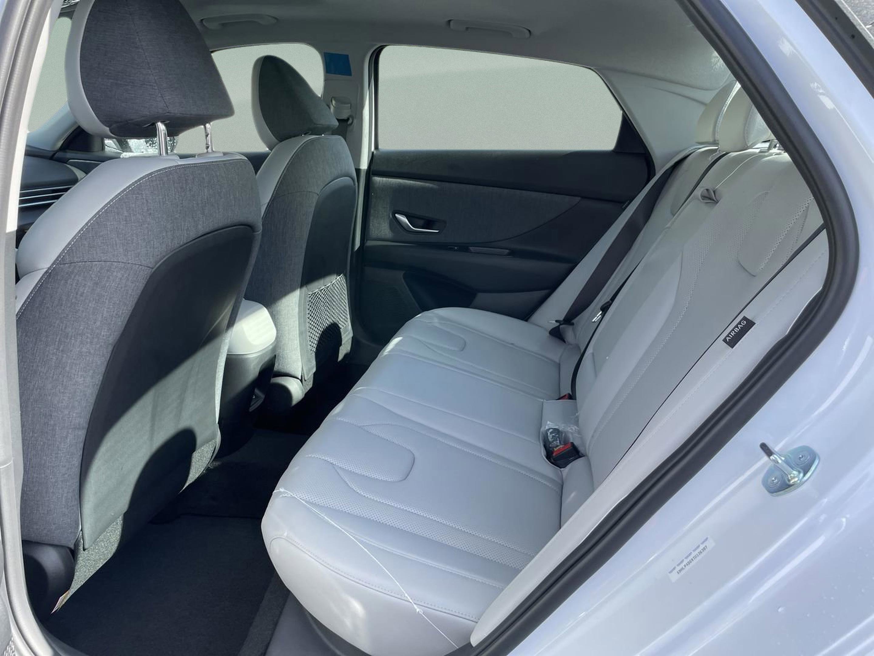 New 2026 Hyundai Elantra Limited w/ Cargo Package image 15