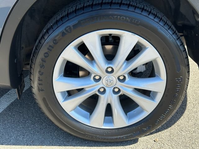 Used 2014 Toyota RAV4 Limited AWD/4WD image 32