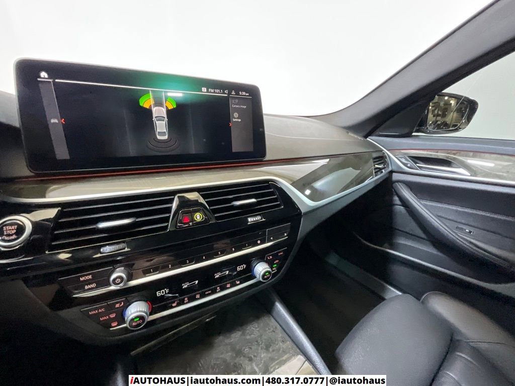 Used 2022 BMW 540i w/ Convenience Package image 25