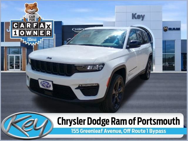 Used 2023 Jeep Grand Cherokee Limited w/ Black Appearance Package AWD/4WD image 1