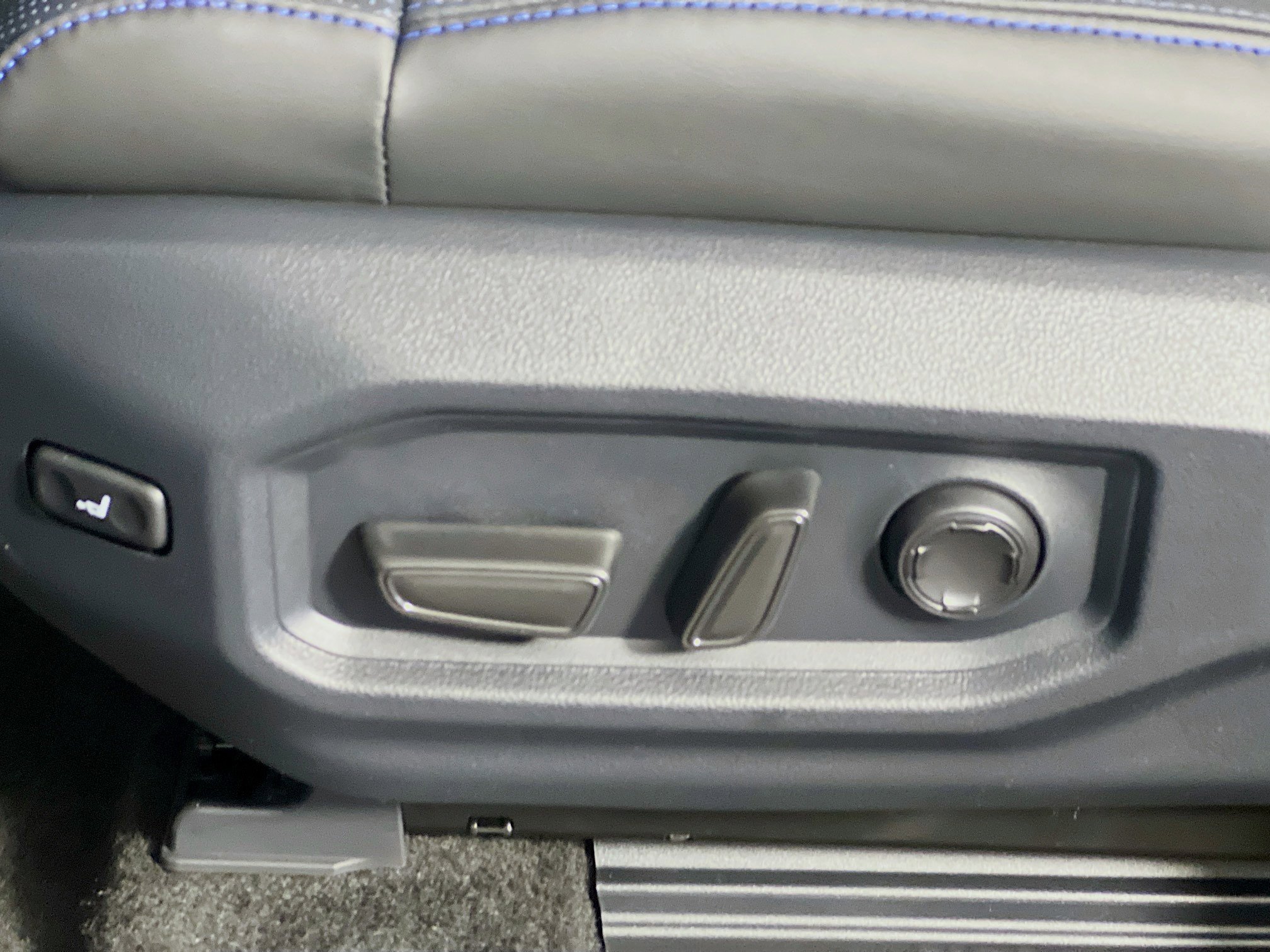 New 2025 Toyota Tundra Platinum image 15