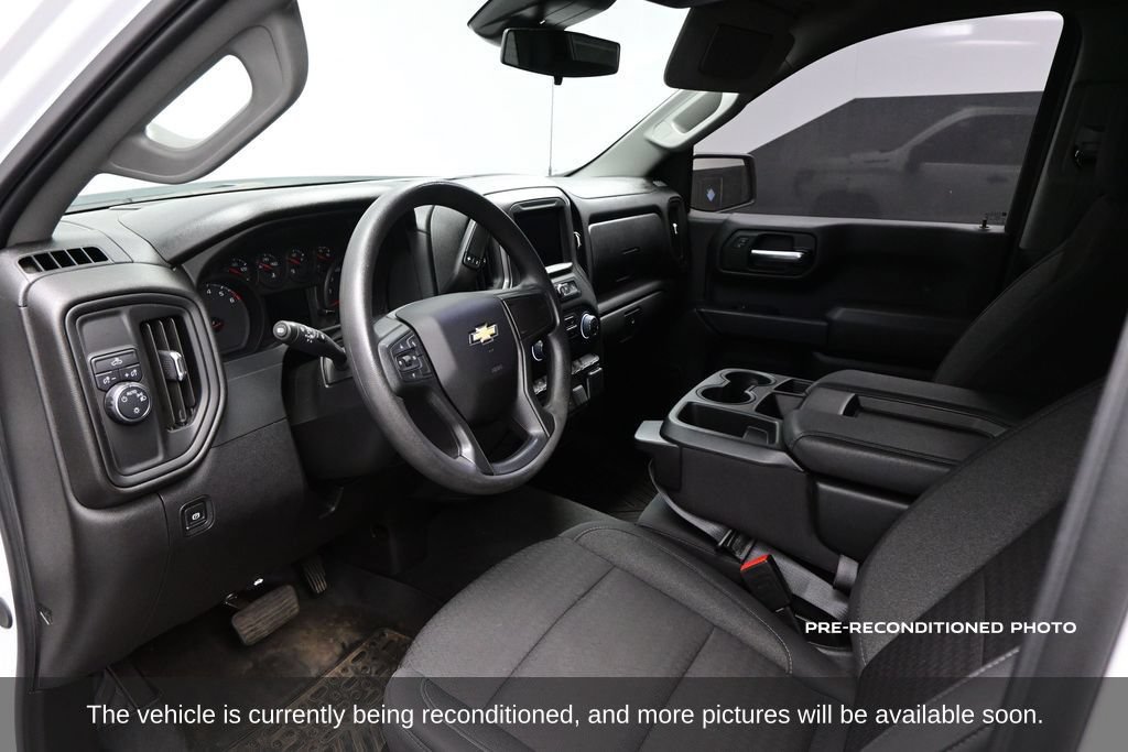 Used 2024 Chevrolet Silverado 1500 Custom w/ LPO, Dark Essentials Package RWD image 9