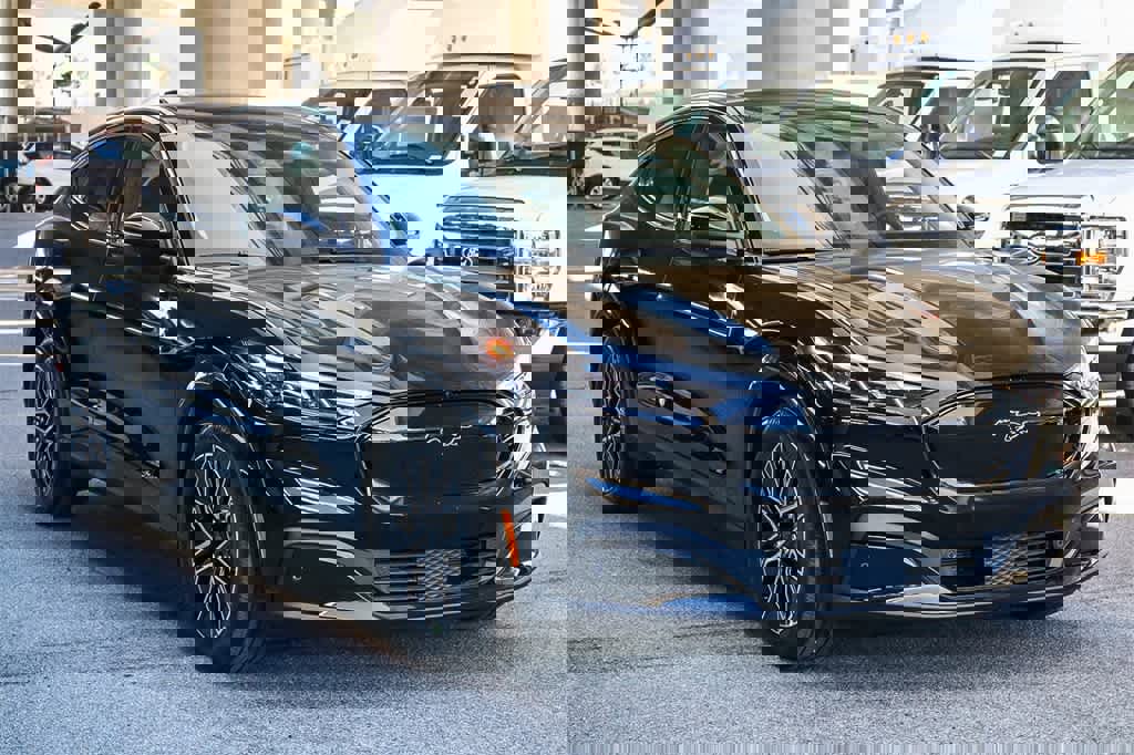 New 2025 Ford Mustang Mach-E Premium image 3