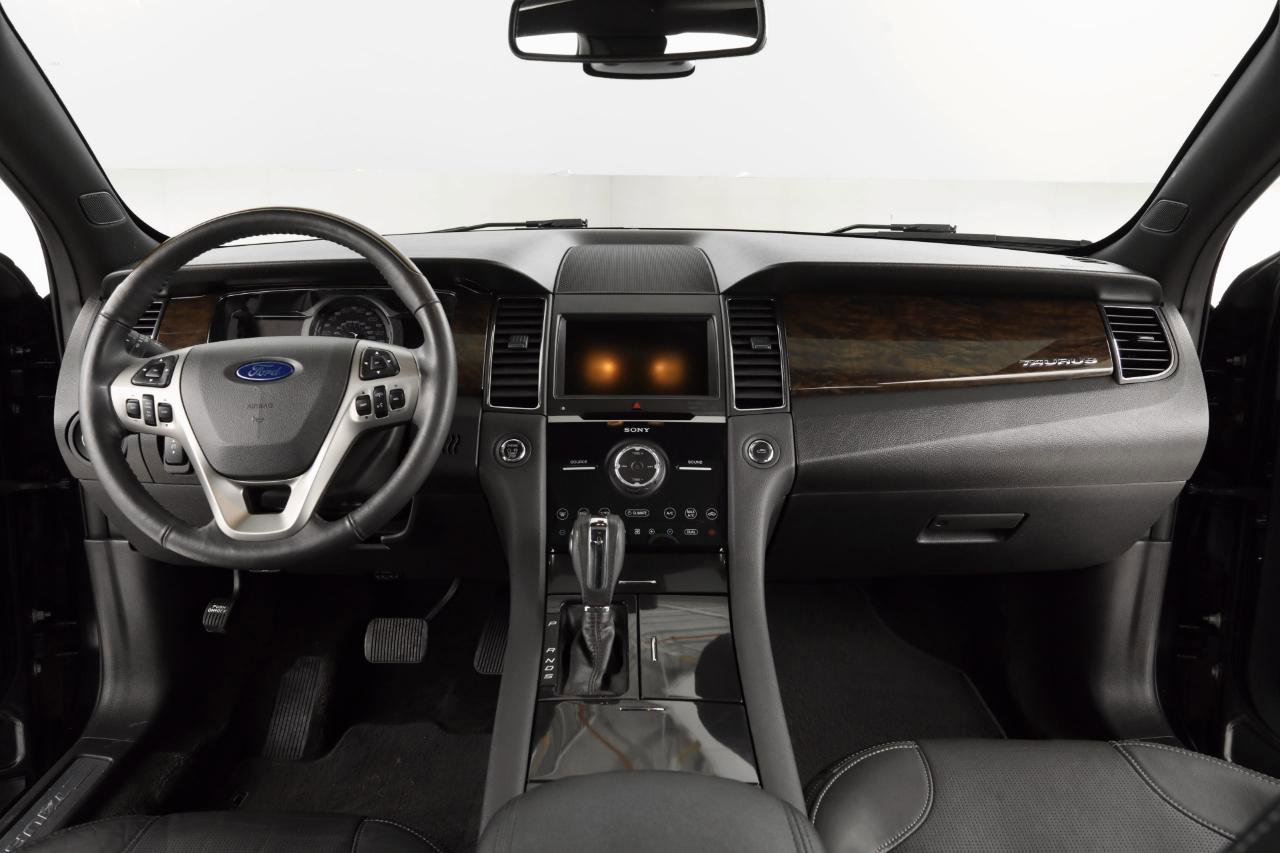 Used 2014 Ford Taurus Limited w/ Equipment Group 301A image 13