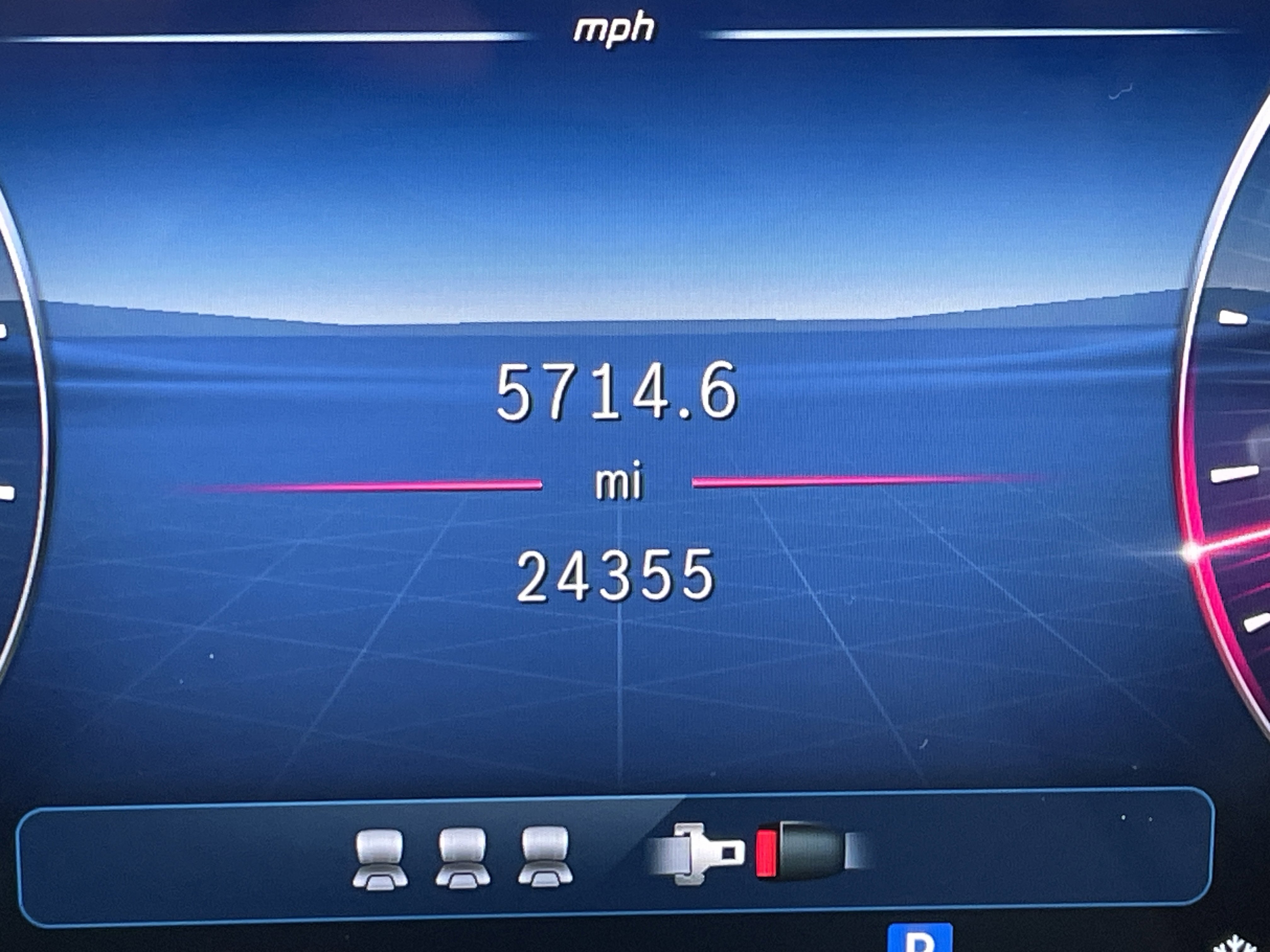 Certified 2025 Mercedes-Benz E 450 4MATIC Sedan image 27