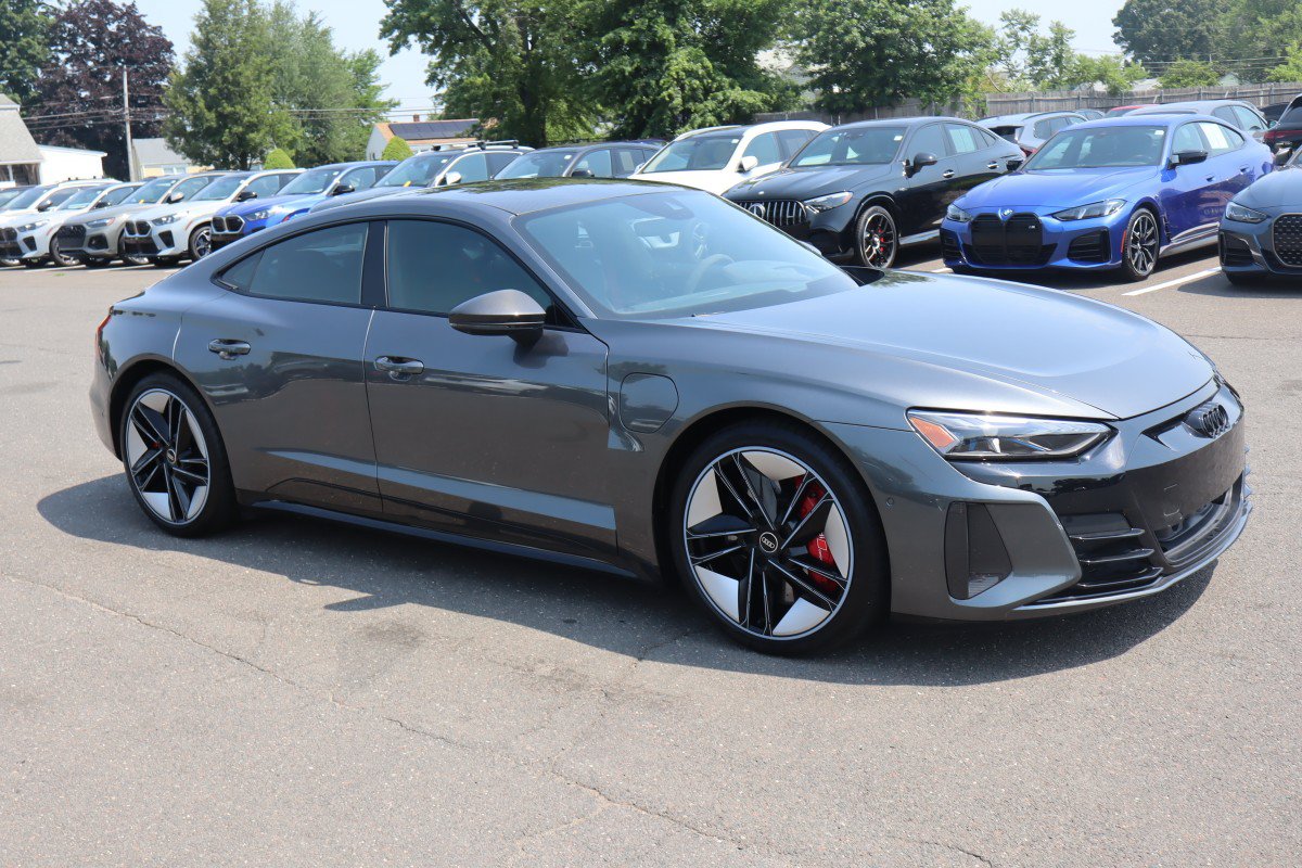 Used 2022 Audi RS e-tron GT w/ Year 1 Package AWD/4WD image 4
