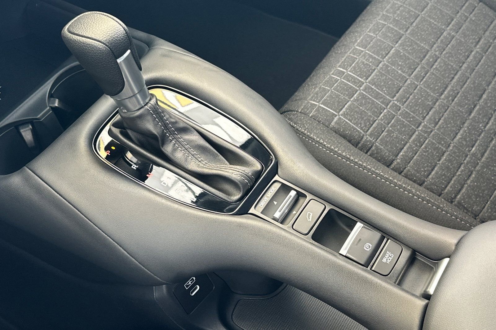 New 2026 Honda HR-V LX image 23