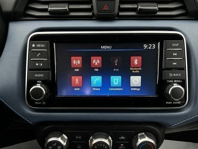 Used 2025 Nissan Versa SV FWD image 21