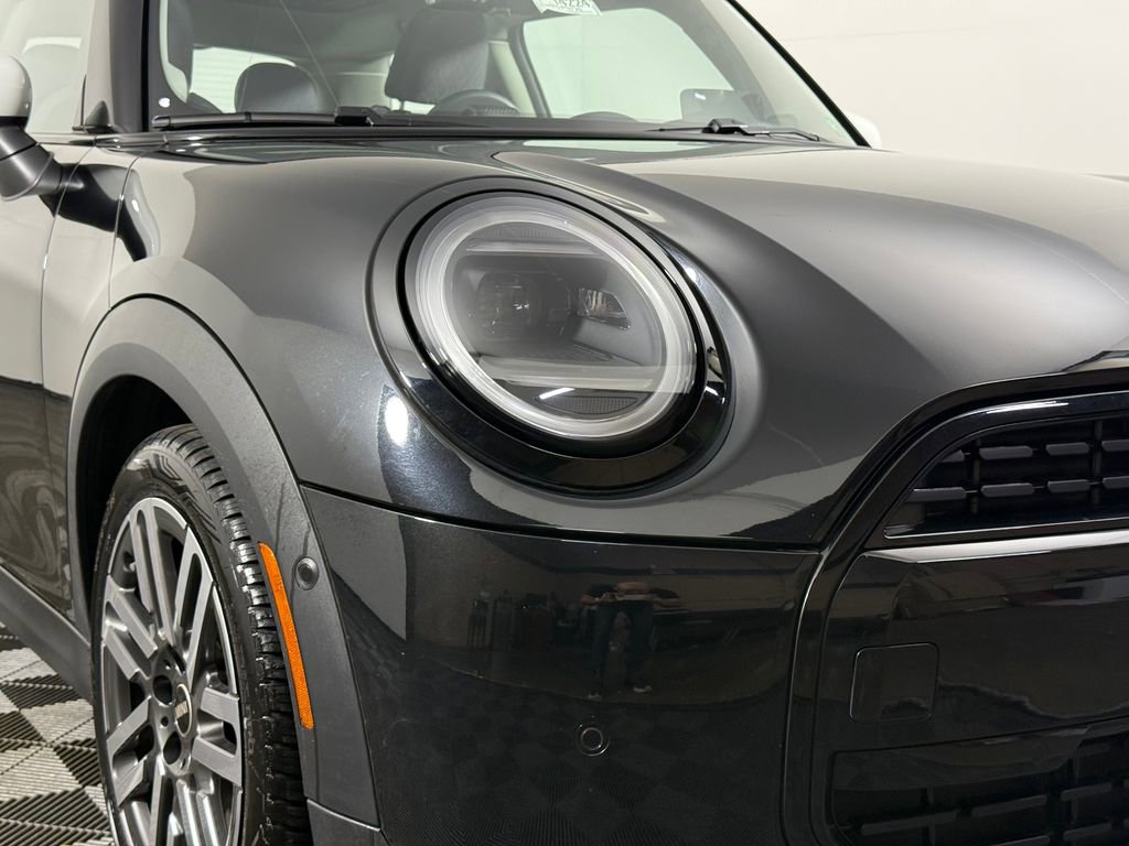 Certified 2025 MINI Cooper S image 5