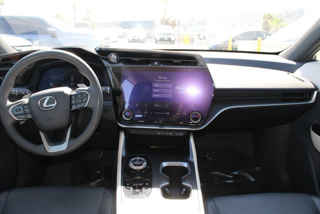 Certified 2024 Lexus RZ 300e Premium w/ Accessory Package (Z1) FWD image 9