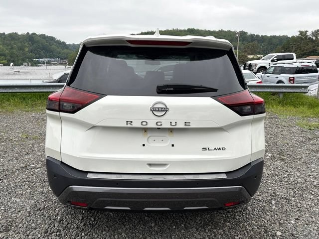 Certified 2023 Nissan Rogue SL w/ SL Premium Package AWD/4WD image 4