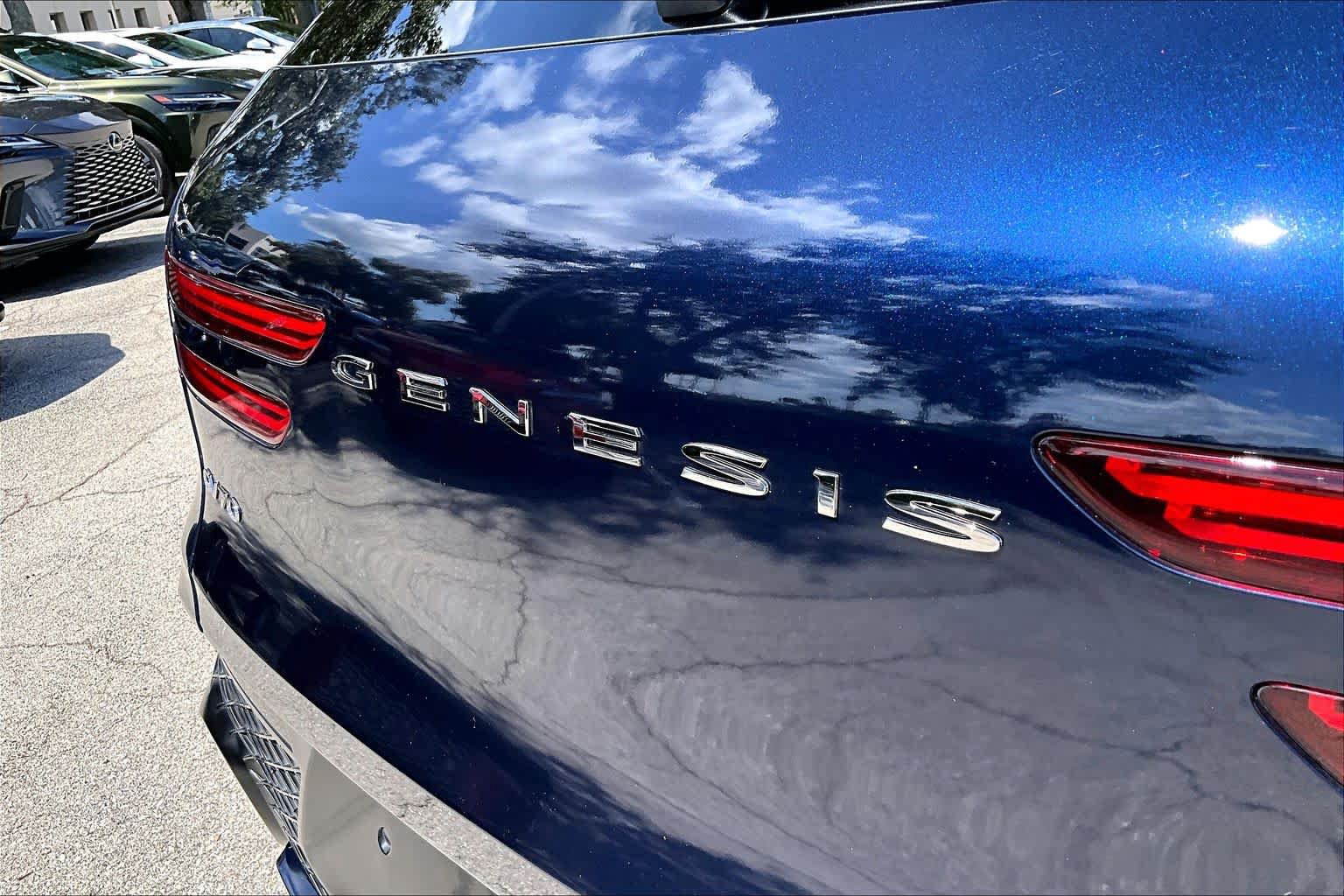 Used 2023 Genesis GV70 2.5T w/ Sport Prestige Package AWD/4WD image 31