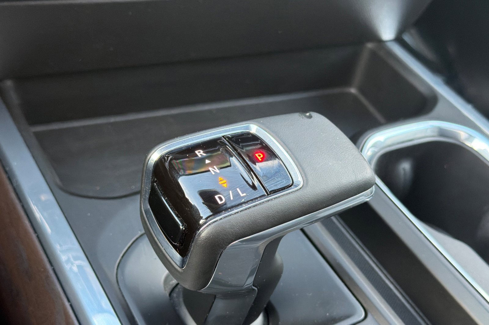 Used 2023 GMC Sierra 1500 SLT w/ SLT Convenience Package image 18