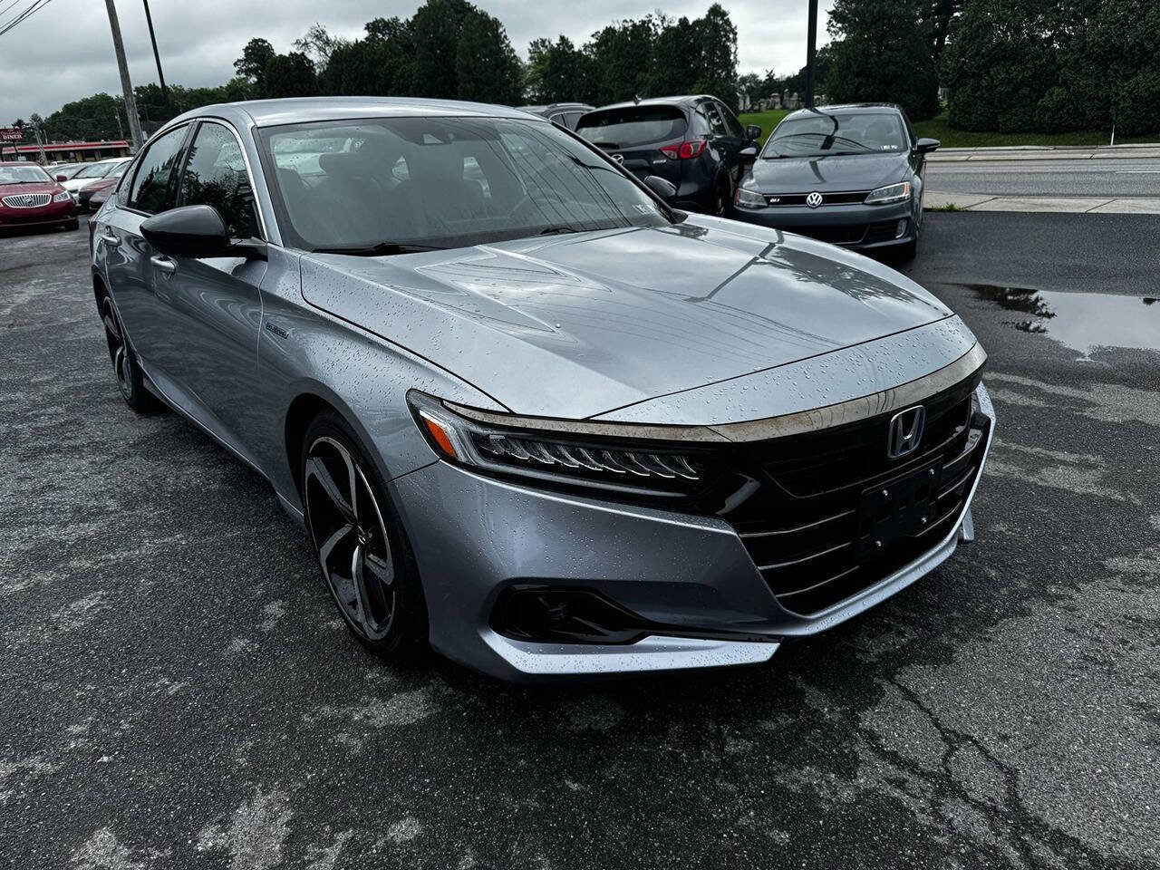 Used 2022 Honda Accord Sport image 3