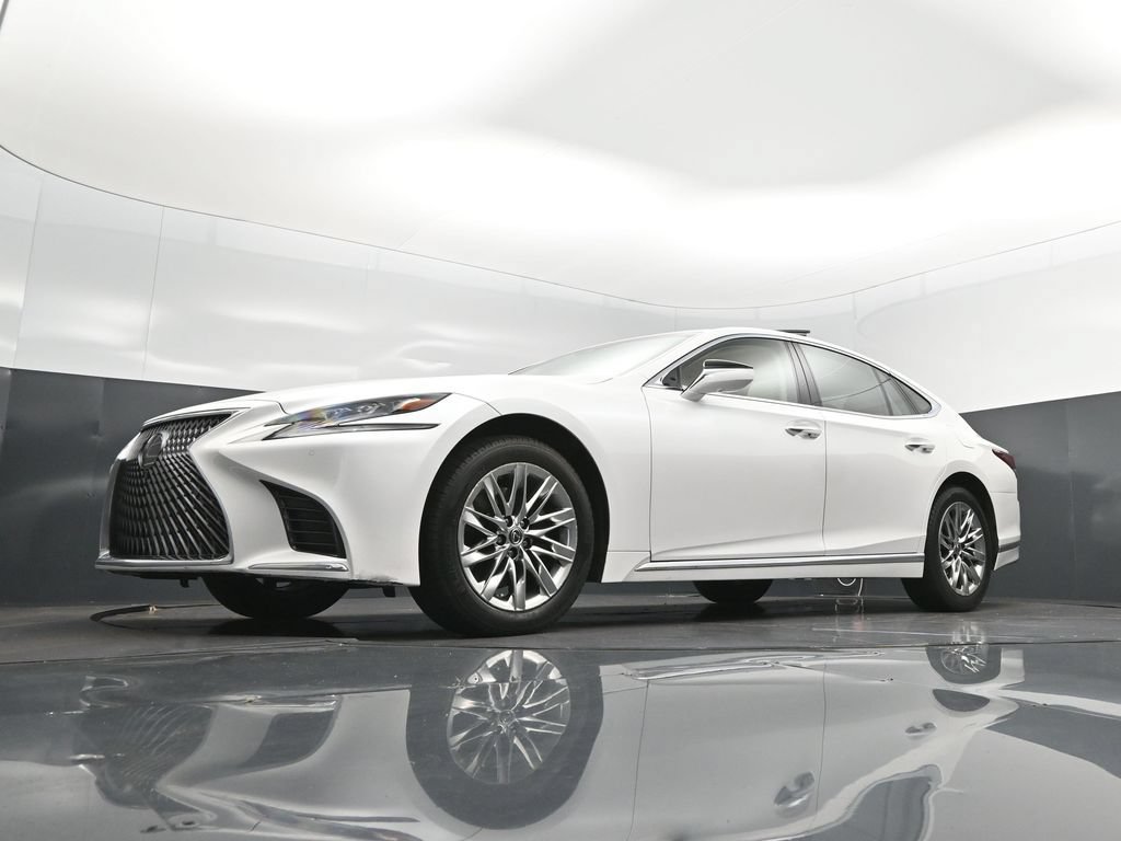 Used 2018 Lexus LS 500 w/ Interior Upgrade Package RWD image 38