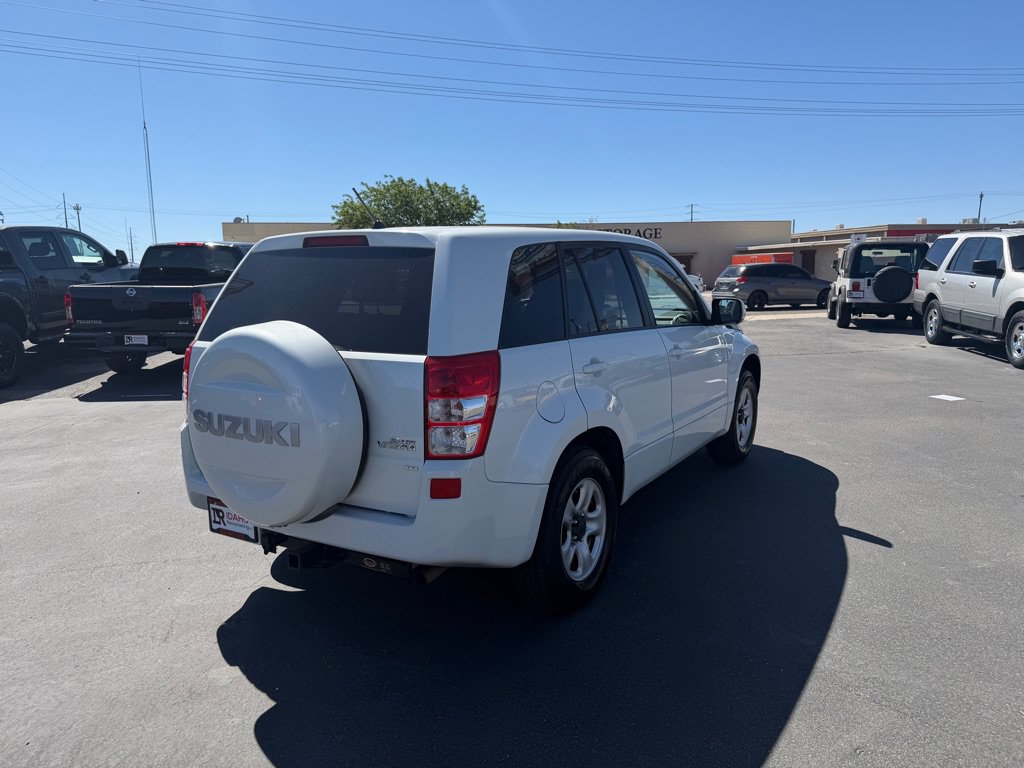 Used 2012 Suzuki Grand Vitara Premium AWD/4WD image 5