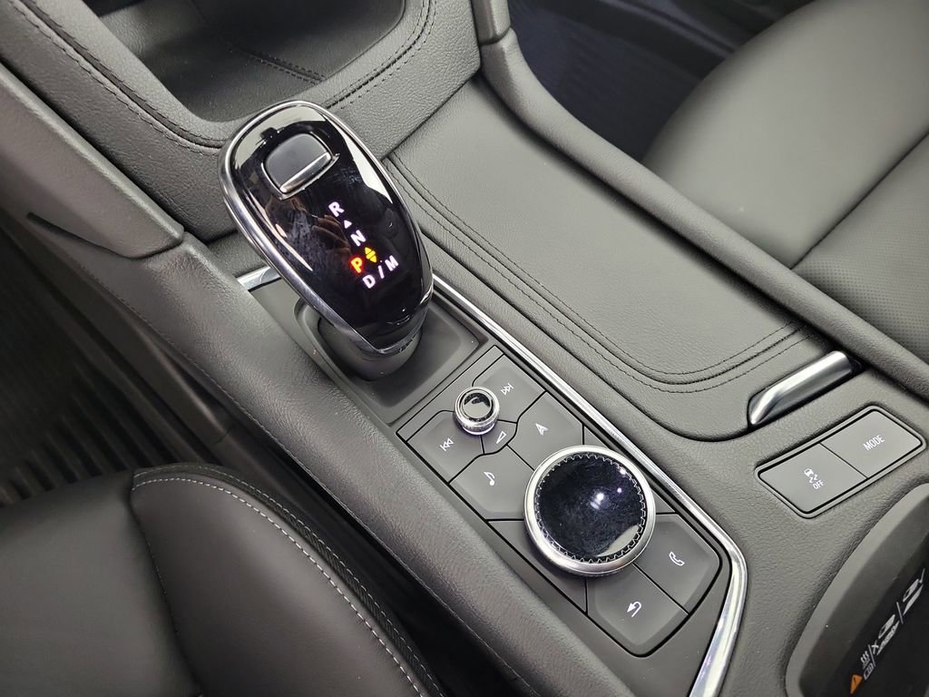 Certified 2024 Cadillac XT6 Premium Luxury w/ LPO, Floor Liner Package image 29