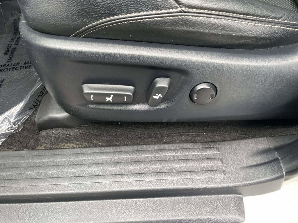 Used 2020 Toyota 4Runner Limited AWD/4WD image 29