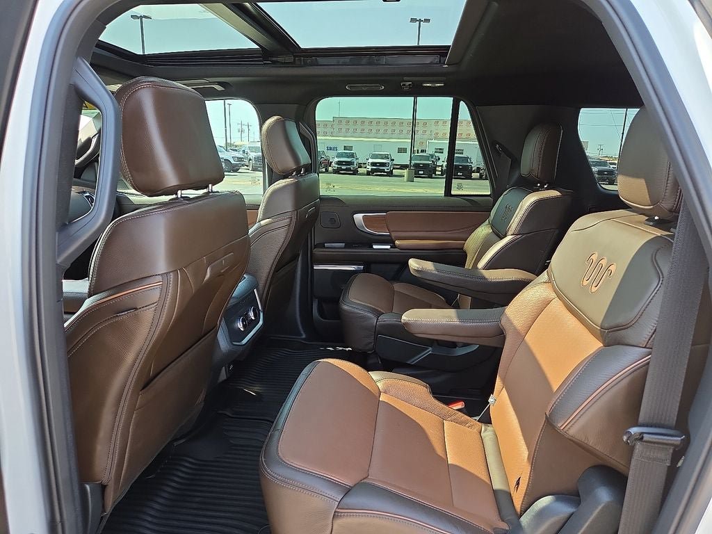 Used 2025 Ford Expedition Max King Ranch AWD/4WD image 18