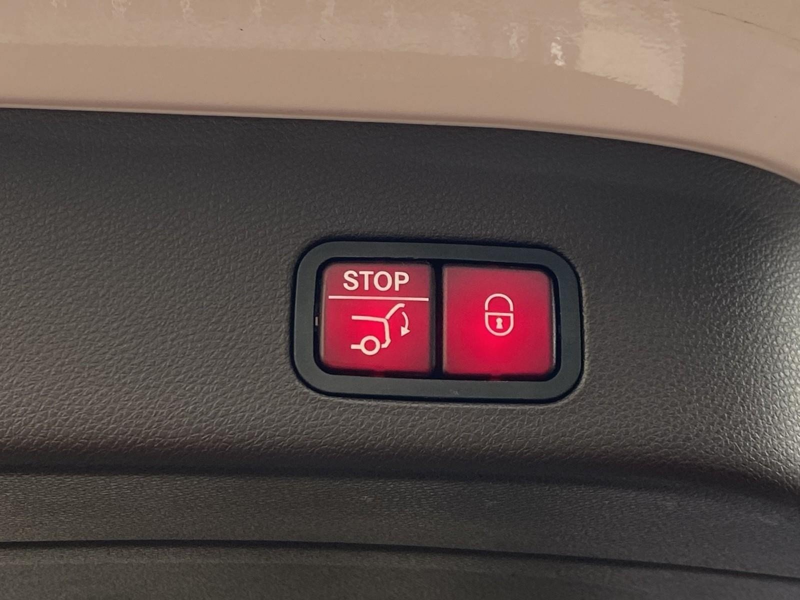 Used 2018 Mercedes-Benz GLS 450 4MATIC image 17