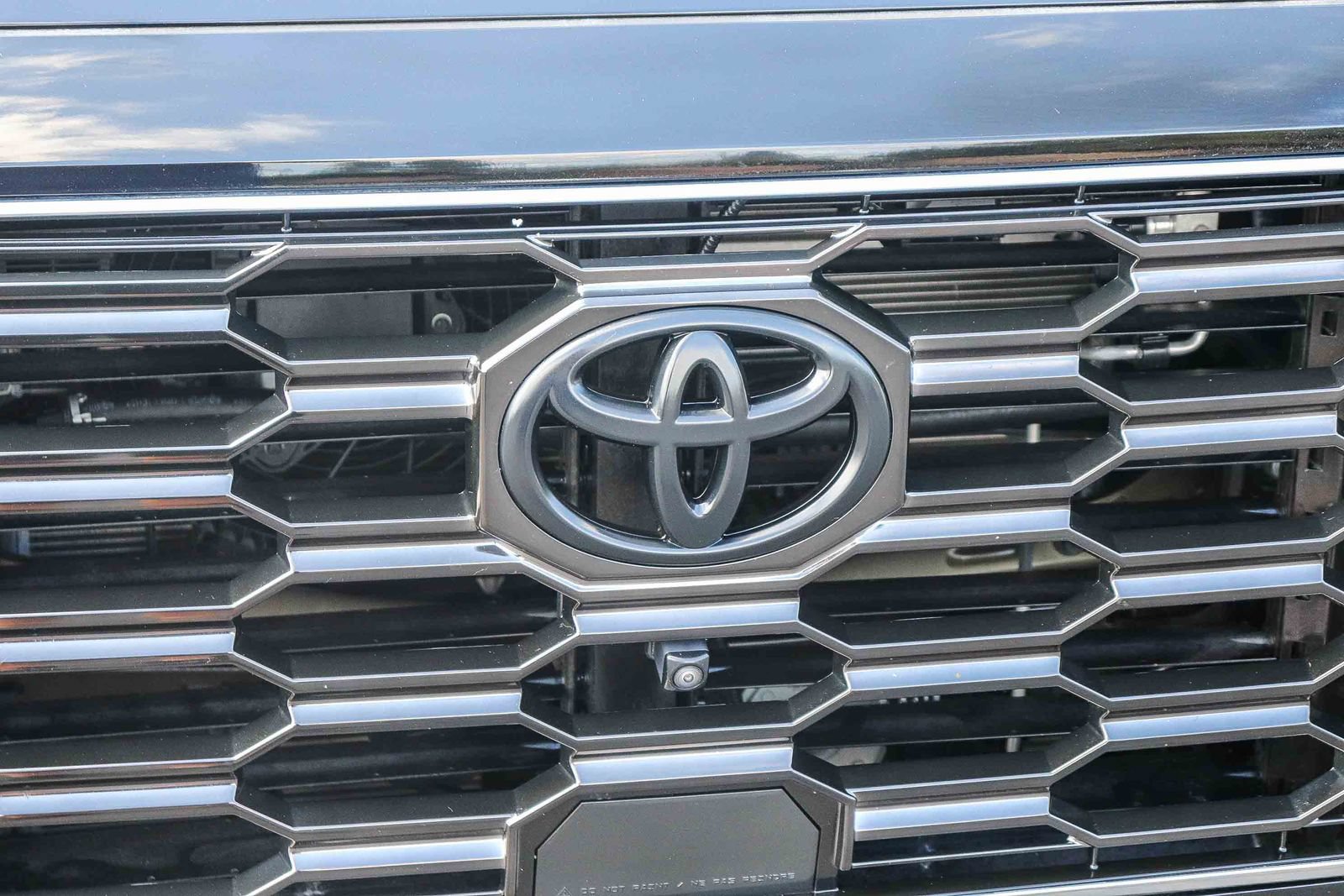 Certified 2024 Toyota Sequoia Platinum AWD/4WD image 13