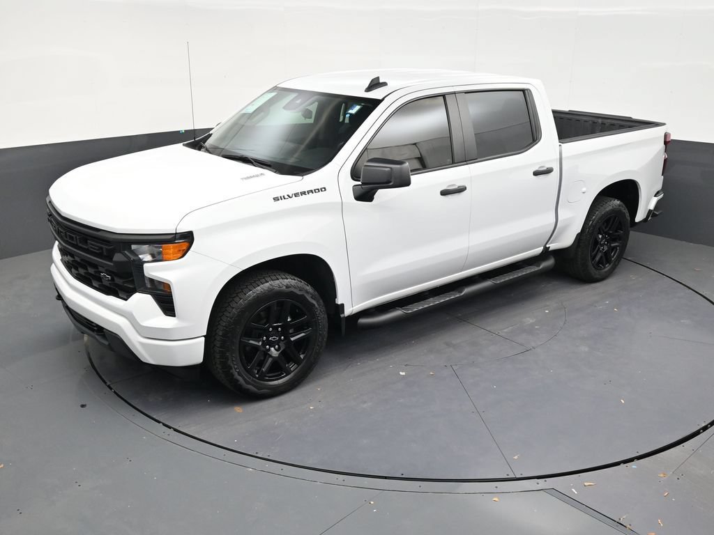 Used 2024 Chevrolet Silverado 1500 Custom w/ Turbomax Blackout Package RWD image 12