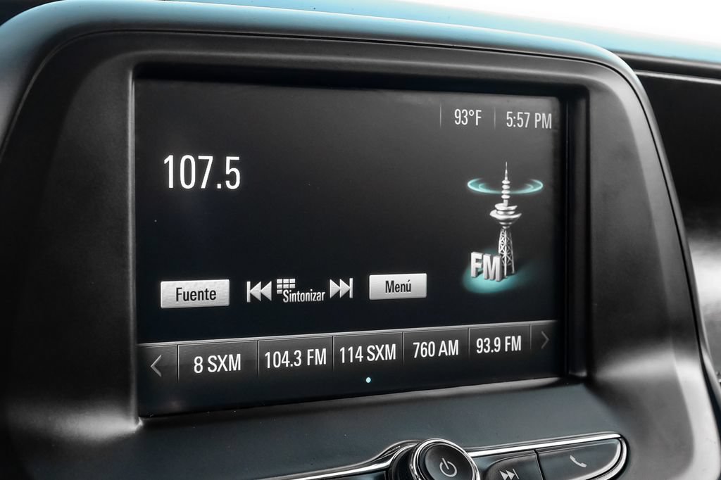 Used 2018 Chevrolet Camaro LT RWD image 21