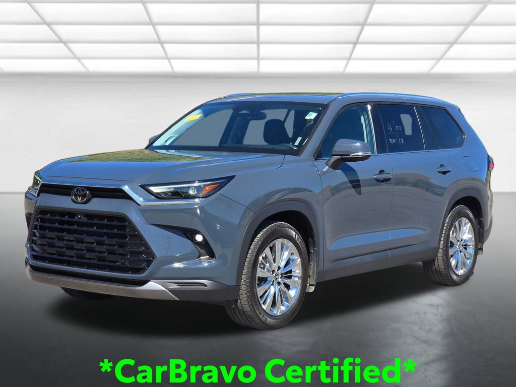 Used 2024 Toyota Grand Highlander AWD image 2